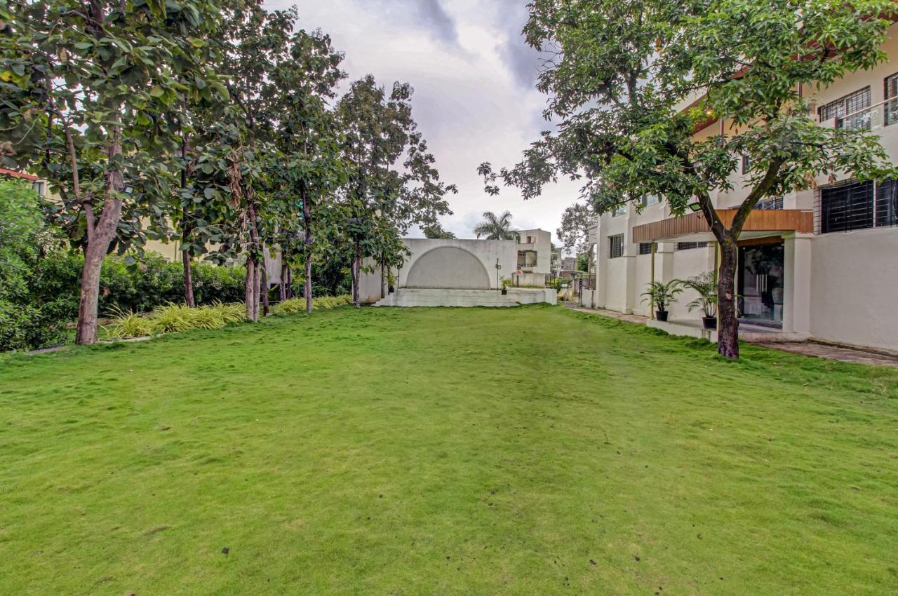Sai Samrat Resort Satara Bagian luar foto